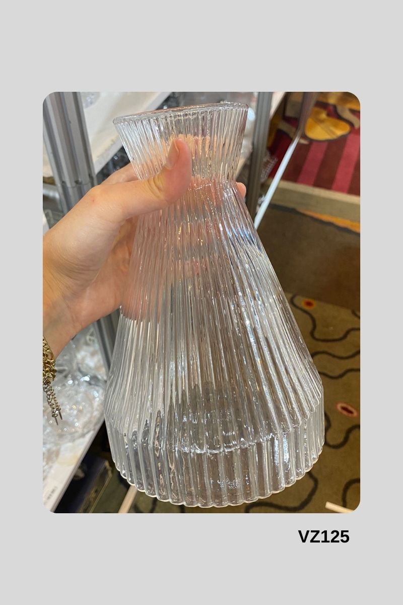 Cam Vazo Tombul-Konik 21 Cm